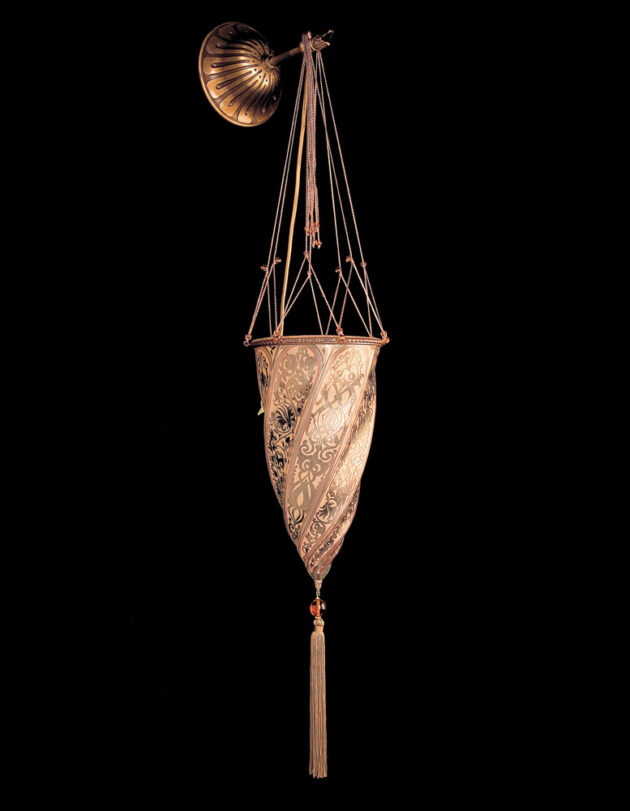 Lamp 102